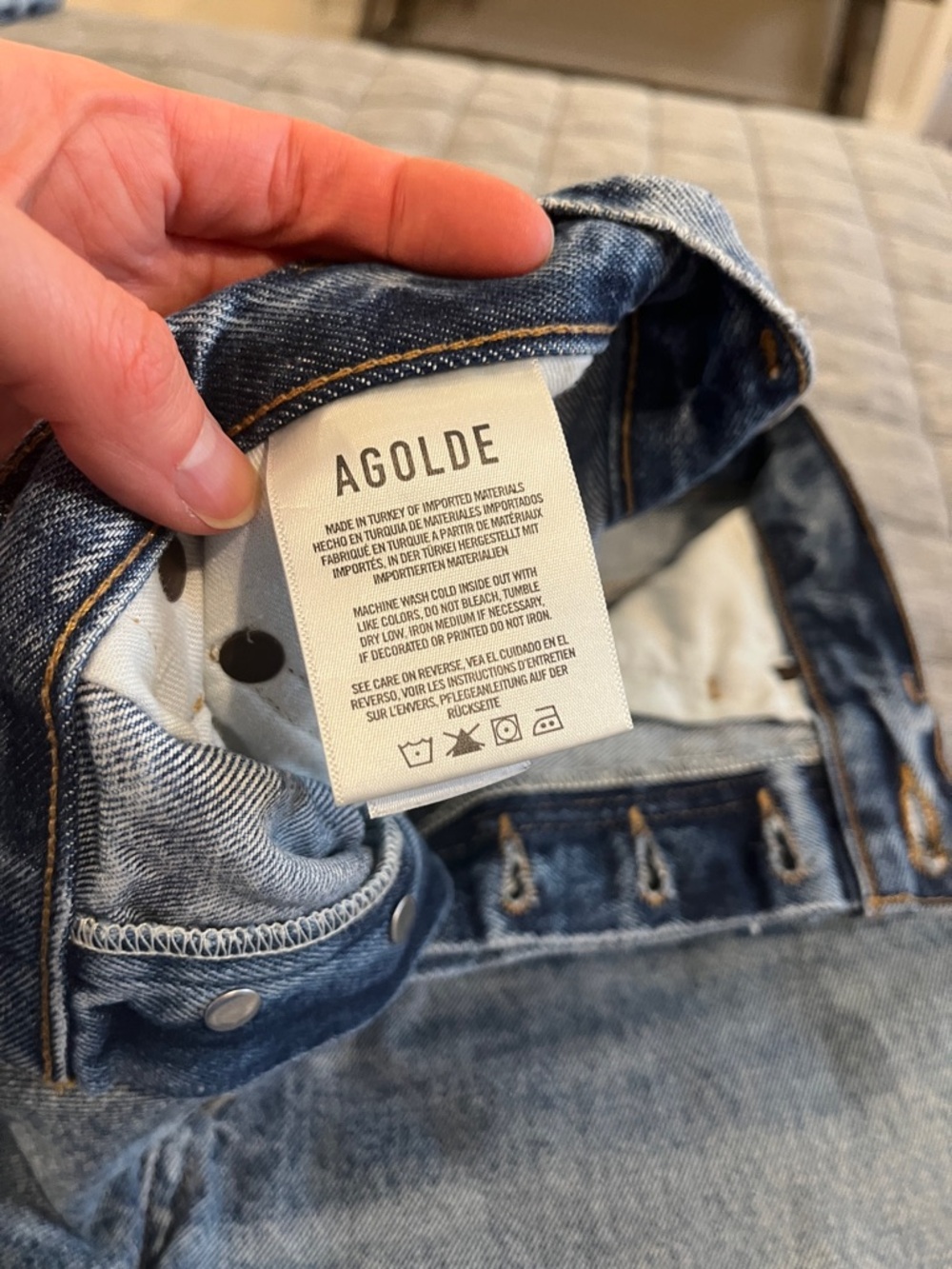 Agolde Riley Shorts - Picture 4 of 7